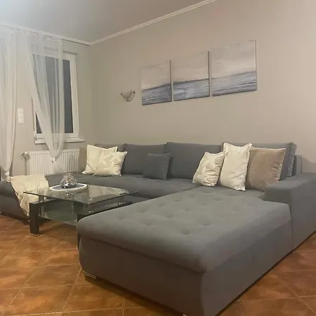 Apartment Zamardi Apartman *
